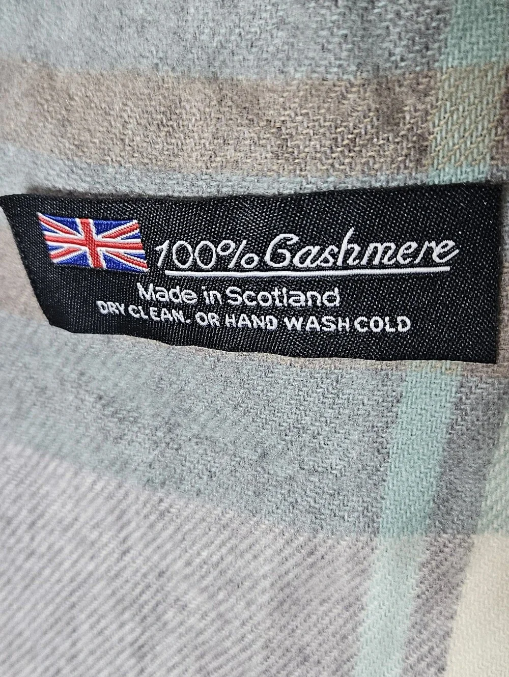 Scottish cashmere scarf